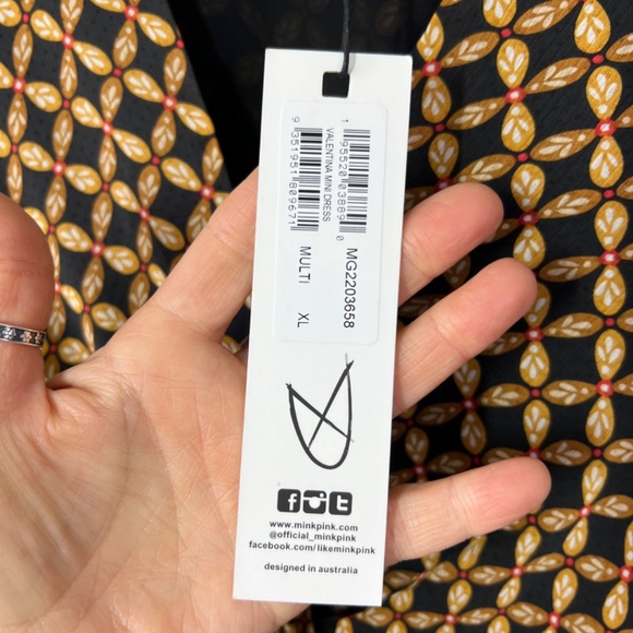 •👗NWT($138) |•MINKPINK•| Valentina Mini Dress Knotted Twist Front Long Sleeve M - Picture 10 of 15